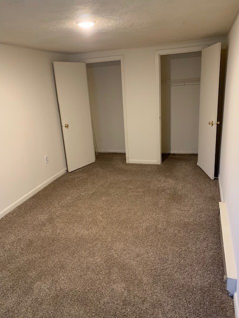 Building Photo - Unique 4 bedroom home available NOW