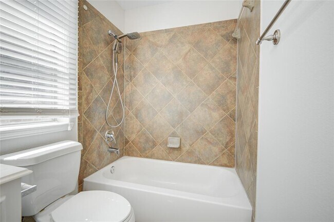Building Photo - 26122 Salt Creek Ln