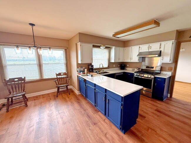 Building Photo - 1013 Pear Tree Ln