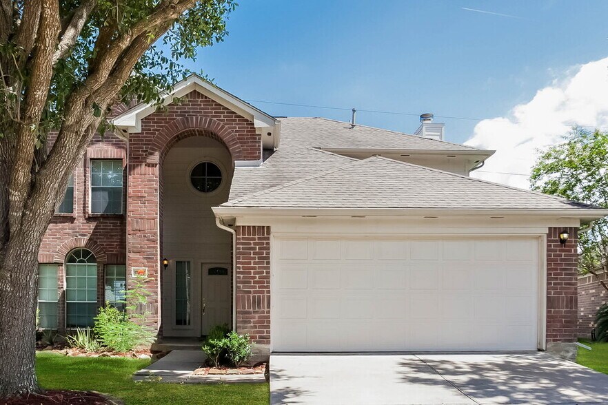 Primary Photo - 17806 Oakland Mills Dr