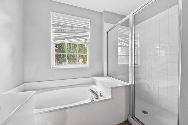 Building Photo - 5049 Starblaze Dr