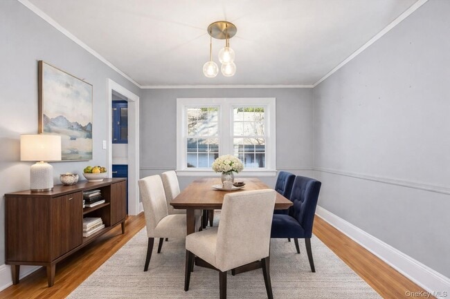 Building Photo - 37 Longview Dr