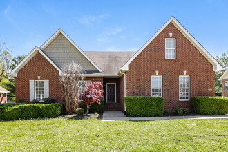 Building Photo - 3235 Bilbrey Dr