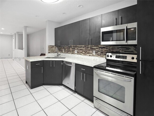 Building Photo - 5755 NW 109th Ave