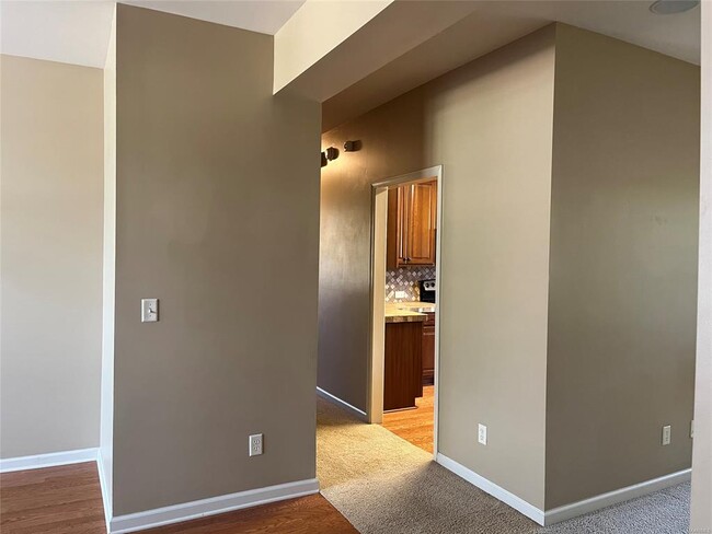 Building Photo - 9085 Black Cherry Trl