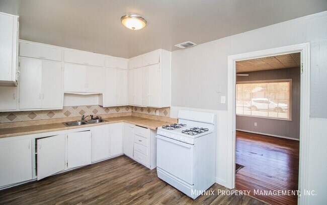 Building Photo - 2514 40th St