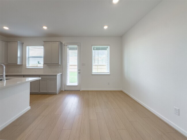 Building Photo - 9726 Ivy Manor Ct