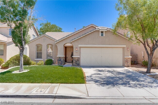 Primary Photo - 1221 Sonatina Dr