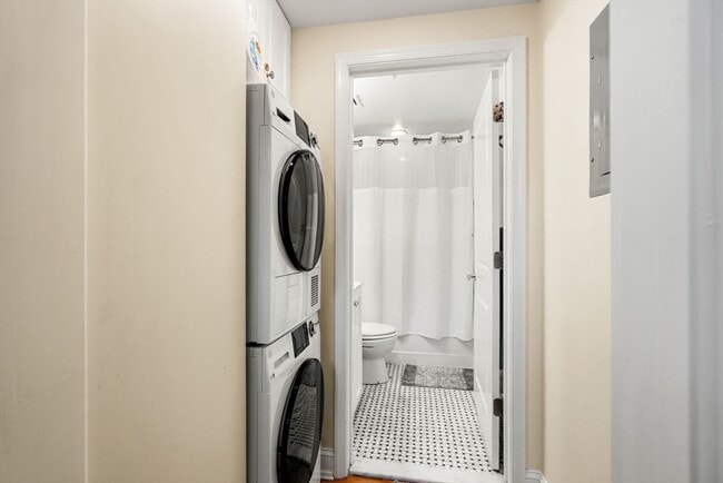 Building Photo - 20 Chapel St