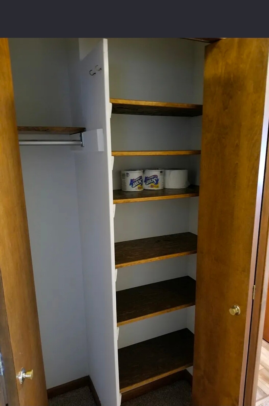 Building Photo - 9431 Kennedy Ave