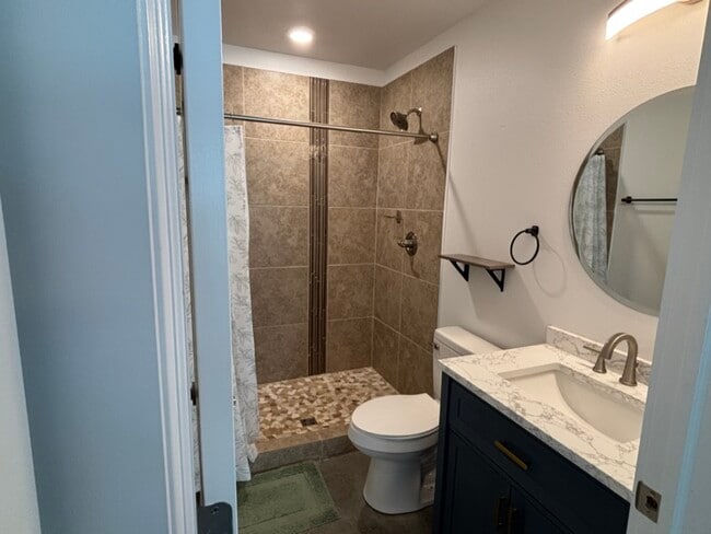 Building Photo - 27432 S 614 Rd