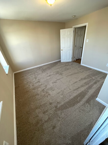 Bedroom 2 - 1806 N Gratz St