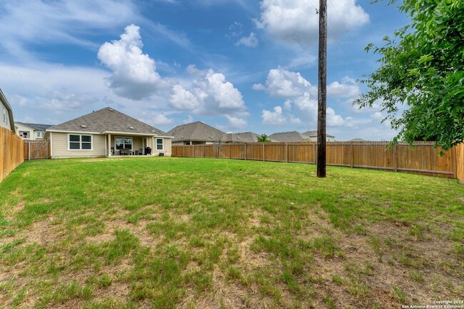 Building Photo - 4323 W Vasquez Cir