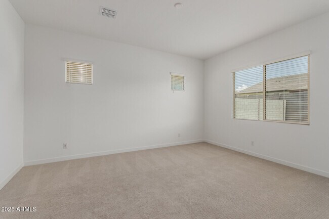 Building Photo - 44713 N 44th Dr