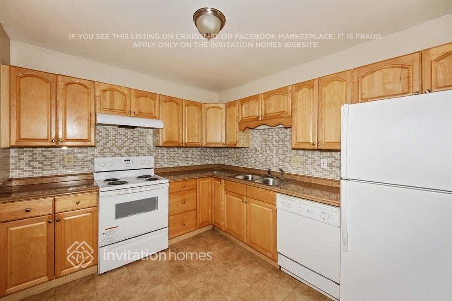 Building Photo - 2623 Cedar Fork Trail