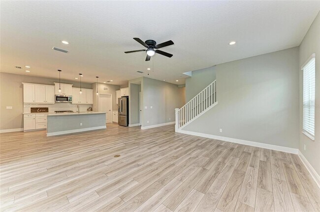 Building Photo - 2802 Butterfly Jasmine Trail