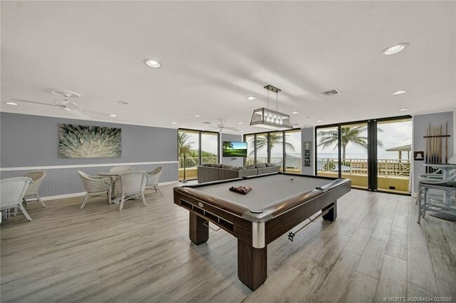 Building Photo - 10680 S Ocean Dr