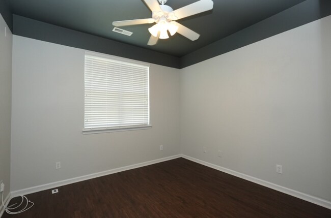 Building Photo - Charming 3-bedroom, 2-bath home