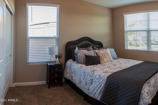 Building Photo - 8555 W Georgetown Way