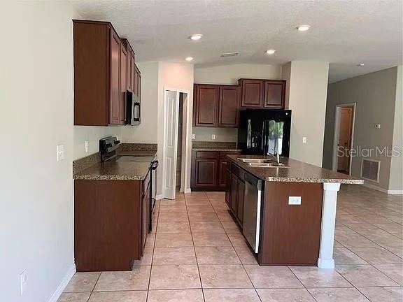 Building Photo - 1606 Redmond Brook Ln