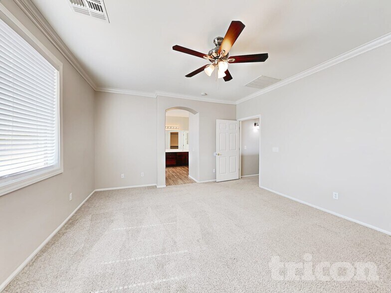 Building Photo - 3227 W White Canyon Rd