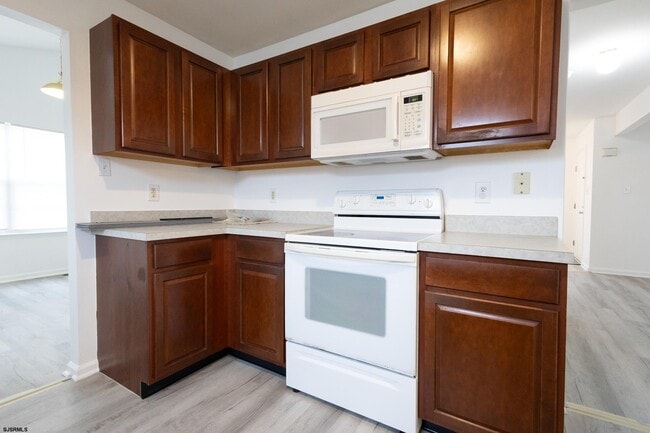 Building Photo - 4 Millard Ave