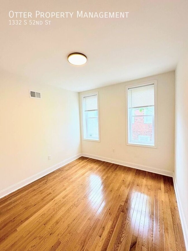 Building Photo - 1332 S 52nd St