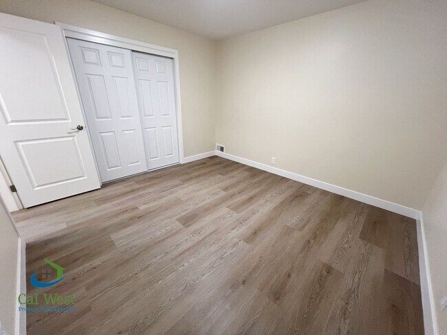 Building Photo - $2,895 - UPDATED 2 BR/1BA Duplex-Downtown Willow Glen!