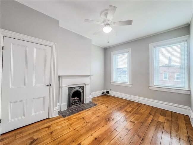 Building Photo - 52 S 18th St