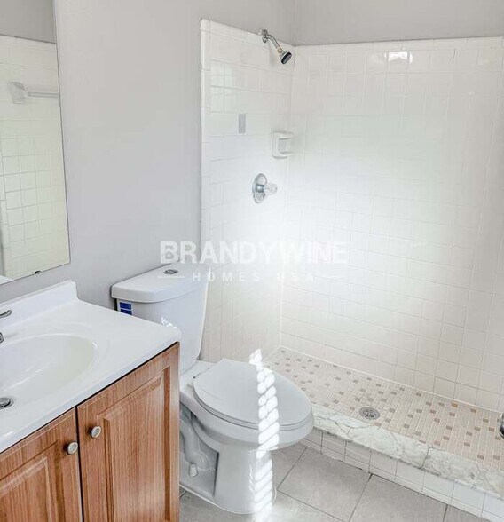 Building Photo - 220 Bonnie Glen Ln