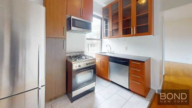 Building Photo - 229-231 East 12th Street