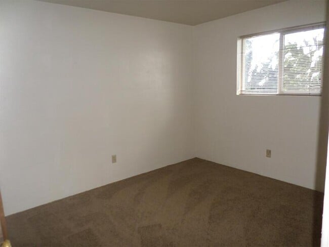 Building Photo - 801 Ashland St