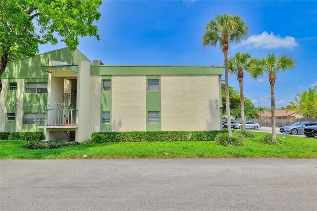 Building Photo - 4154 NW 90th Ave