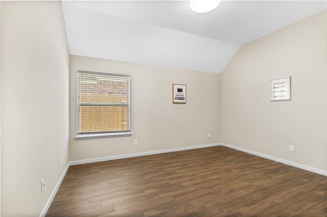 Building Photo - 22022 Bridgestone Hawk Ct