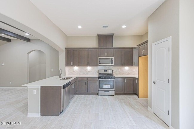 Building Photo - 803 Danby Ct