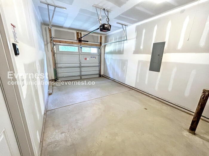 Building Photo - 821 Key St