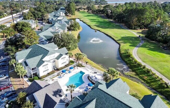 Building Photo - Spacious Three Bedroom Townhome in Old South!