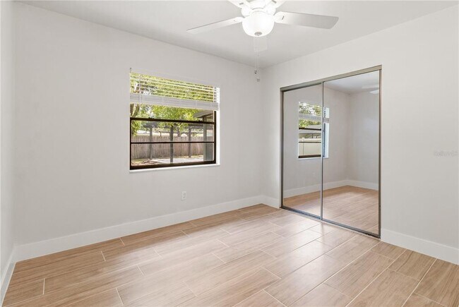 Building Photo - 3818 Meridian Pl
