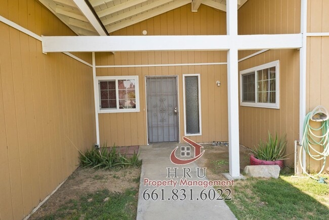 Building Photo - 4612 Posada Ave