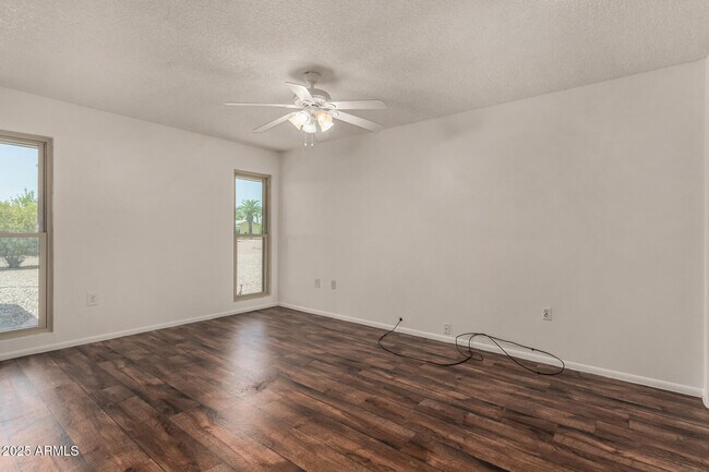 Building Photo - 16828 N 108th Ave