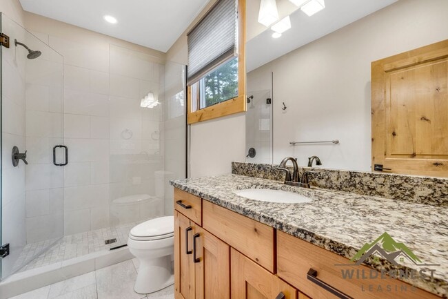 Building Photo - Beautiful Furnished Townhome with infared sauna, finished garage and community amenties