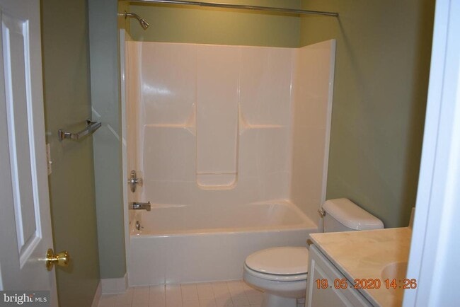 Building Photo - 16 Michael Ct