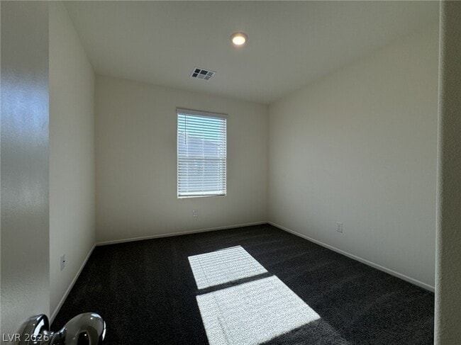 Building Photo - 5012 Apple Mesa Ave