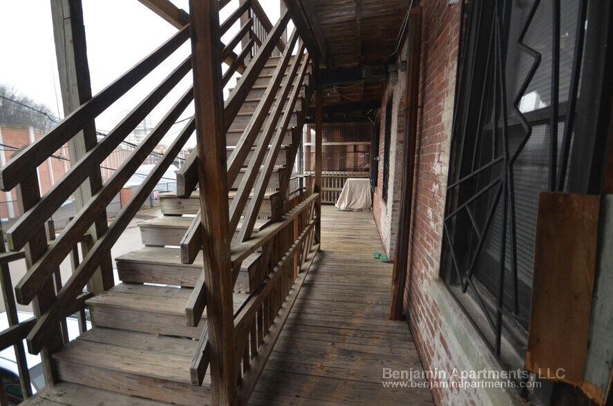 Building Photo - 878 Huntington Ave