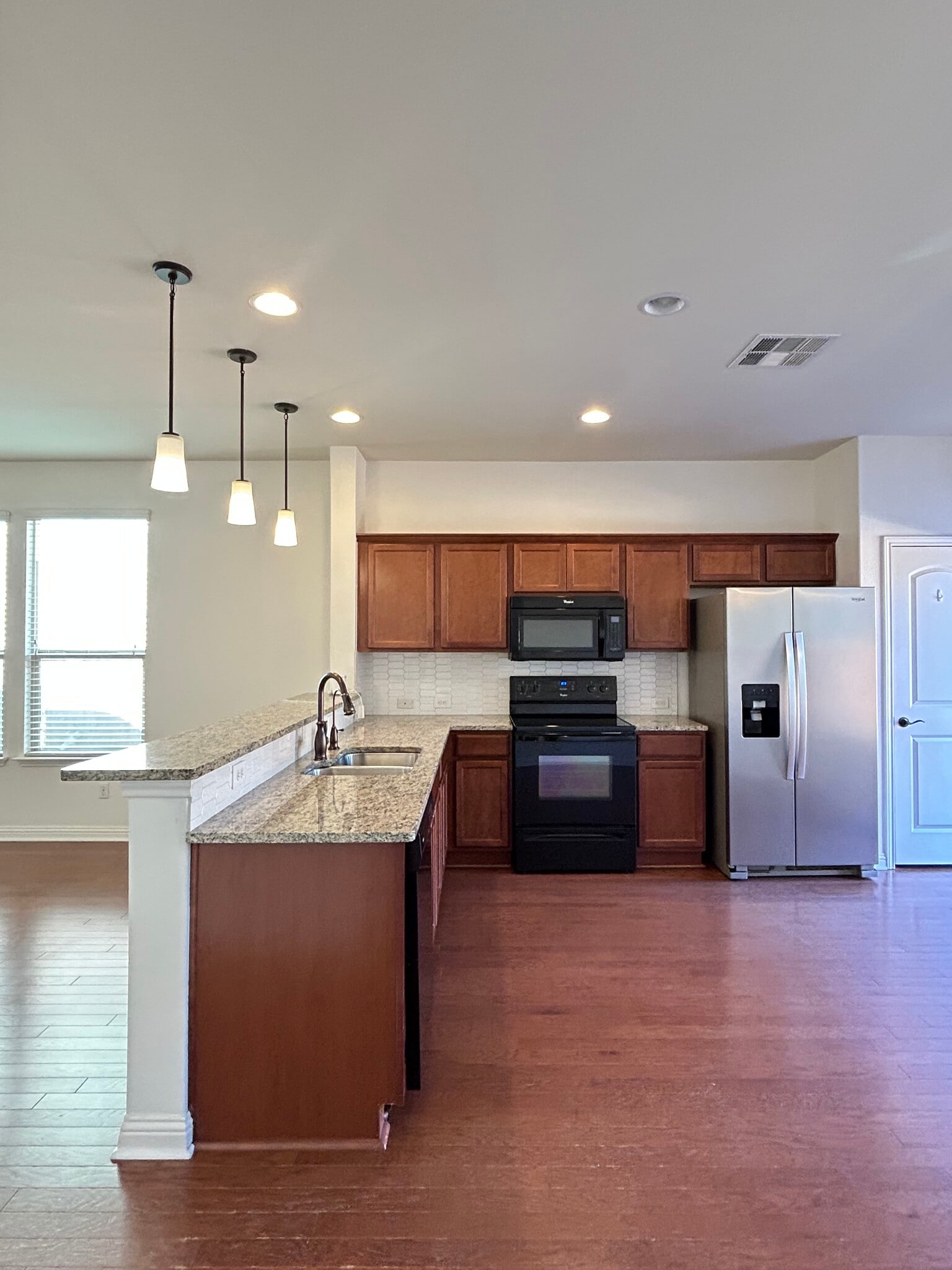 Building Photo - 10109 Aly May Dr