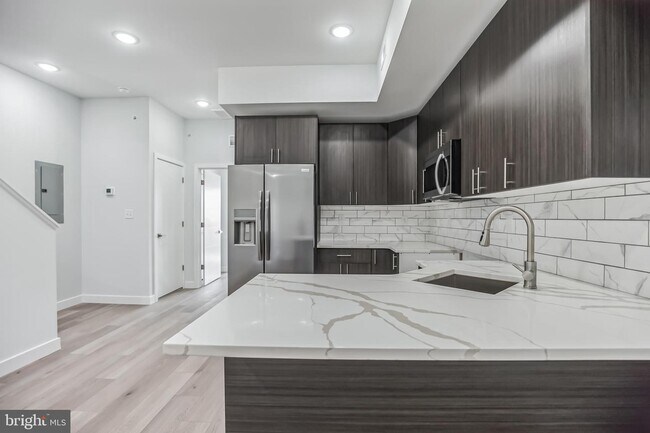 Building Photo - 2106 N 7th St