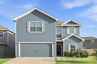 Building Photo - 5 BR/2.5BA | Updated Single Family Home | 2-Car Garage Parking | In Venus!