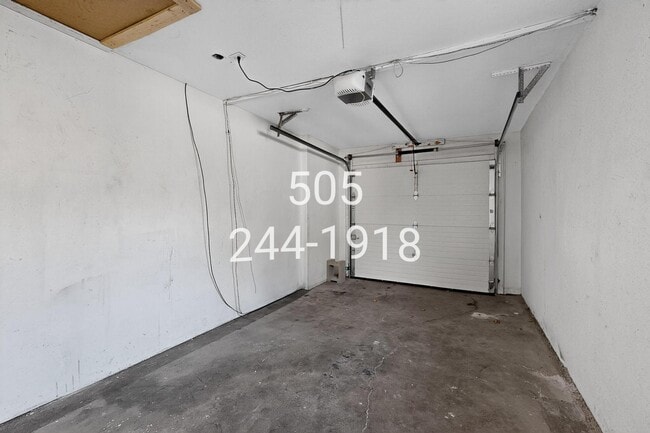 Building Photo - 8503 Menaul Blvd NE