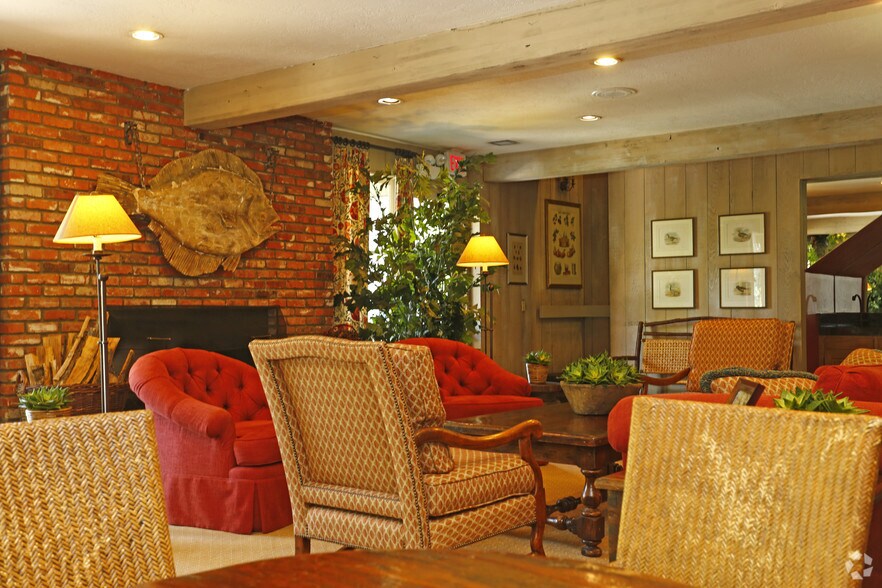 The Aspens Fairhaven Santa Ana Ca Apartment Finder Clubhouse The Aspens Fairhaven