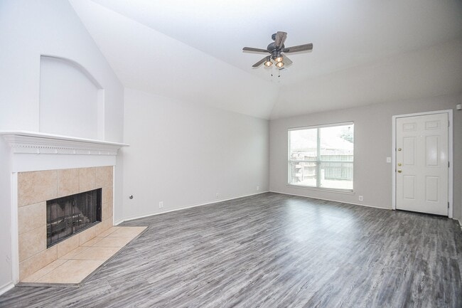 Building Photo - 30406 Mesa Valley Dr